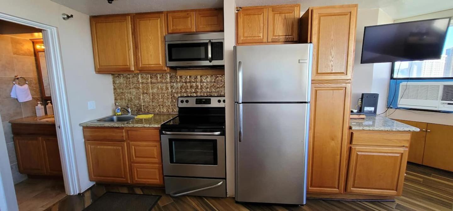 Waikiki Studio Steps To Beach-Mall Free Parking-Wifi Honolulu Quarto foto